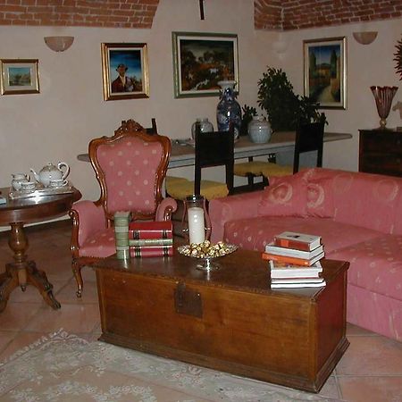 Torre Dei Frati Bed & Breakfast Fossano Buitenkant foto