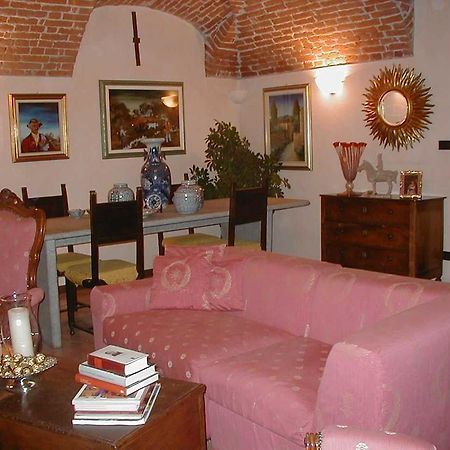 Torre Dei Frati Bed & Breakfast Fossano Buitenkant foto