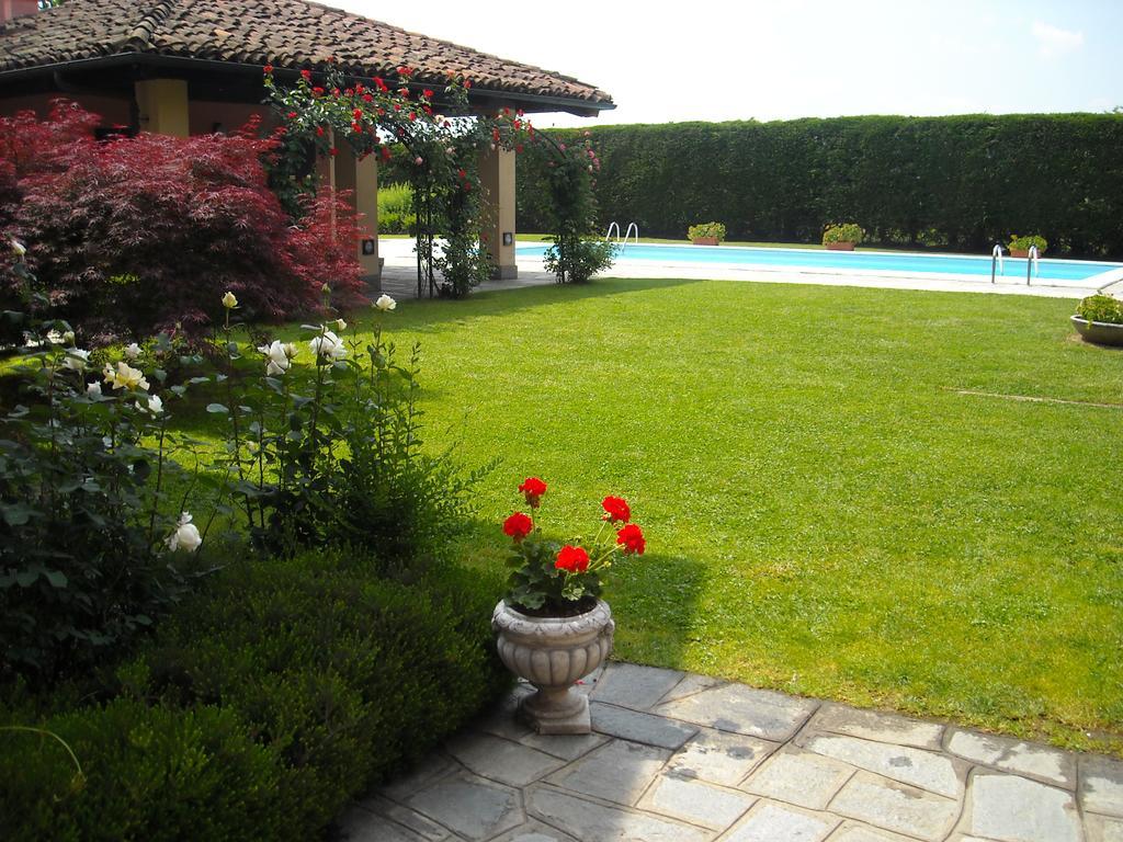 Torre Dei Frati Bed & Breakfast Fossano Buitenkant foto