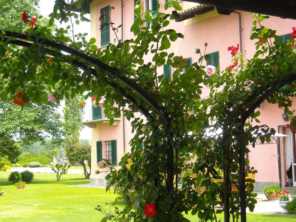 Torre Dei Frati Bed & Breakfast Fossano Buitenkant foto