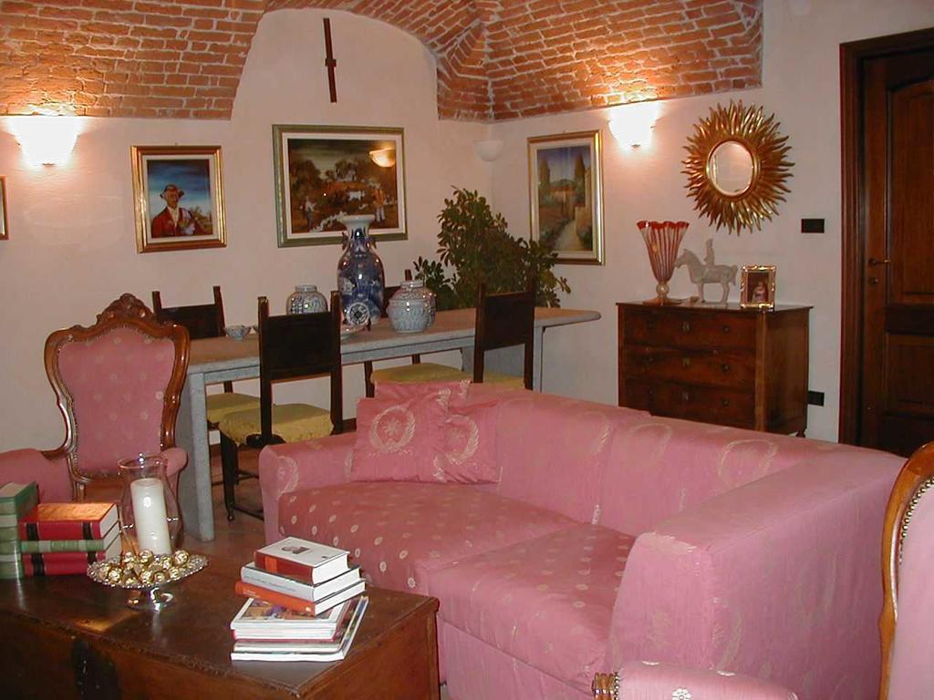 Torre Dei Frati Bed & Breakfast Fossano Buitenkant foto